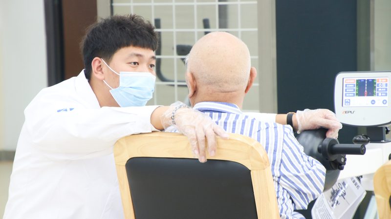 康复护理与医疗护理：规范标准下的双重守护